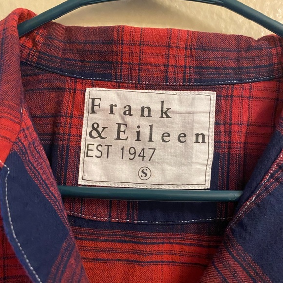 Frank & Eileen Women Button Down Shirt size Small (A108) - Picture 3 of 3